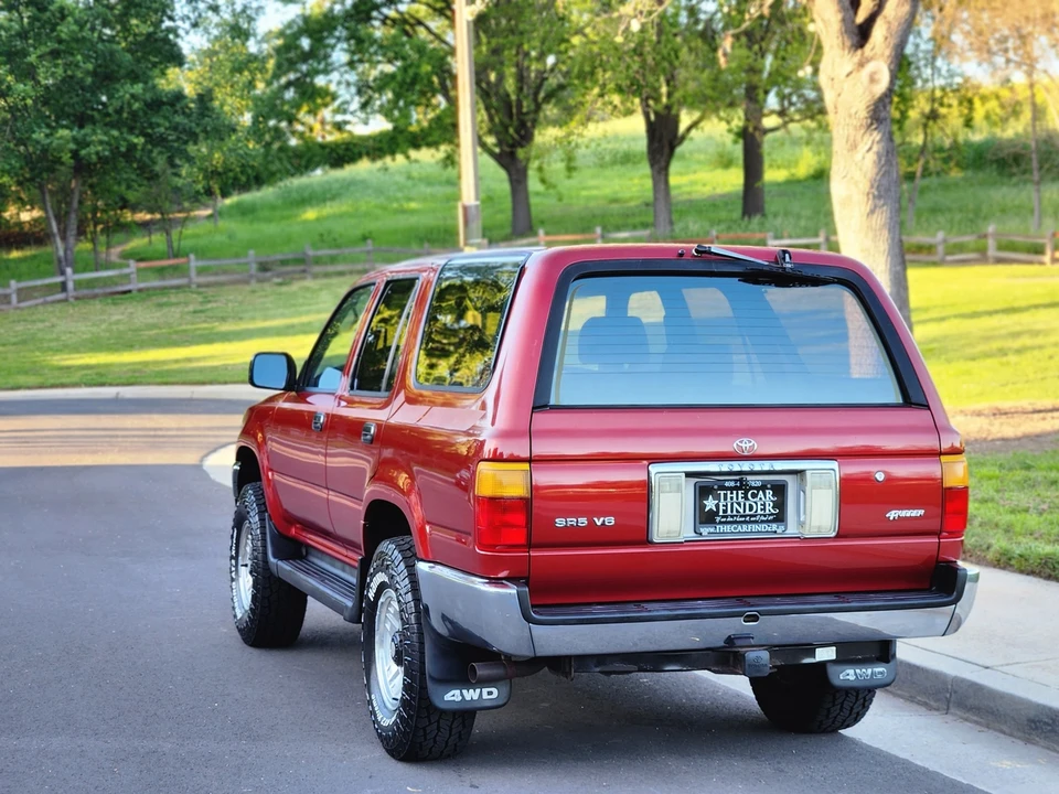 1993 Toyota 4Runner 2nd Gen - Image 9 of 31