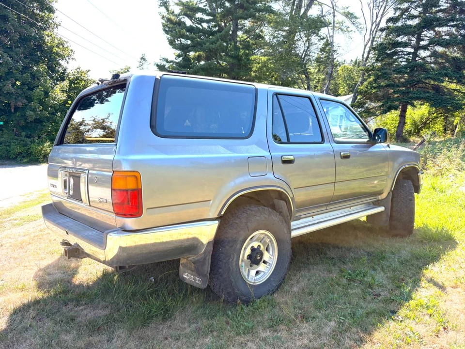 1993 Toyota 4Runner 2nd Gen - Image 3 of 11