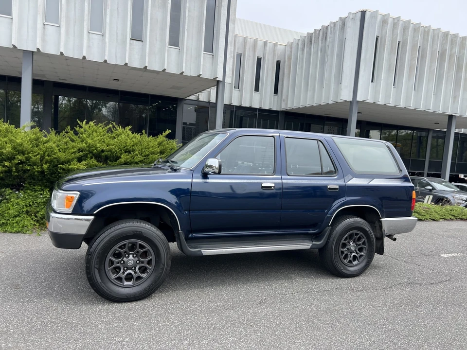 1993 Toyota 4Runner 2nd Gen - Image 4 of 31