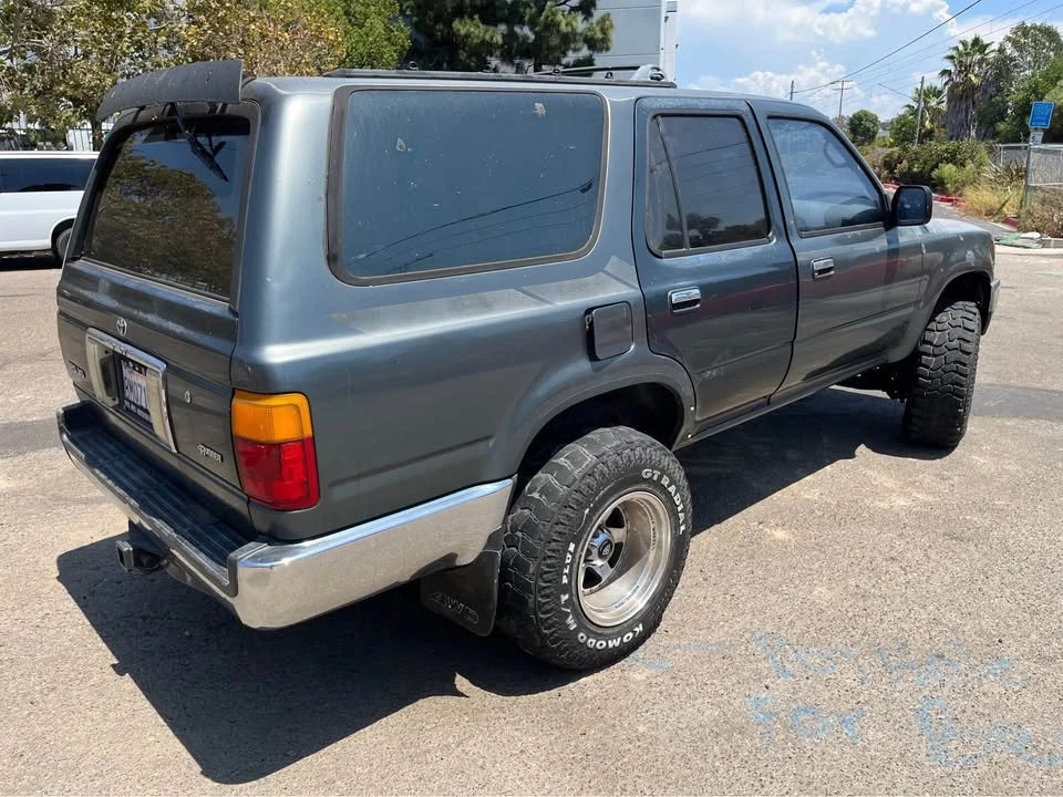 1993 Toyota 4Runner 2nd Gen - Image 5 of 11