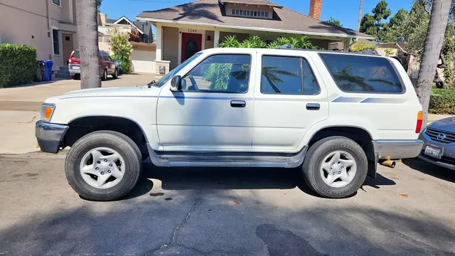 1993 Toyota 4Runner Sport SUV 4D
