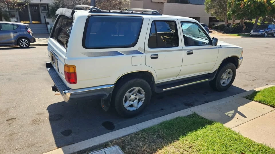 1993 Toyota 4Runner 2nd Gen - Image 4 of 10