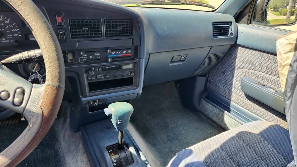 1993 Toyota 4Runner 2nd Gen - Image 6 of 10