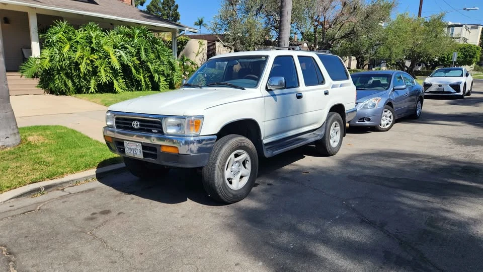 1993 Toyota 4Runner 2nd Gen - Image 2 of 10