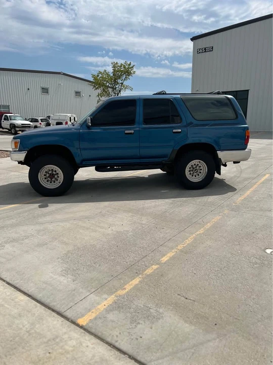 1993 Toyota 4Runner 2nd Gen - Image 2 of 20