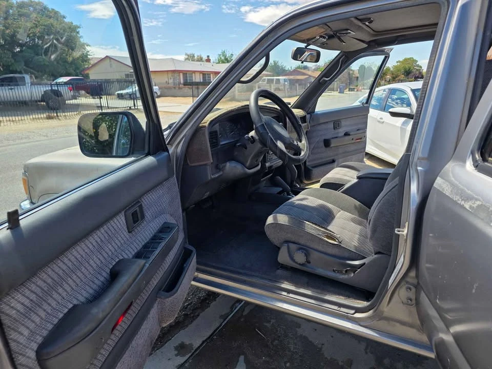 1993 Toyota 4Runner 2nd Gen - Image 8 of 11