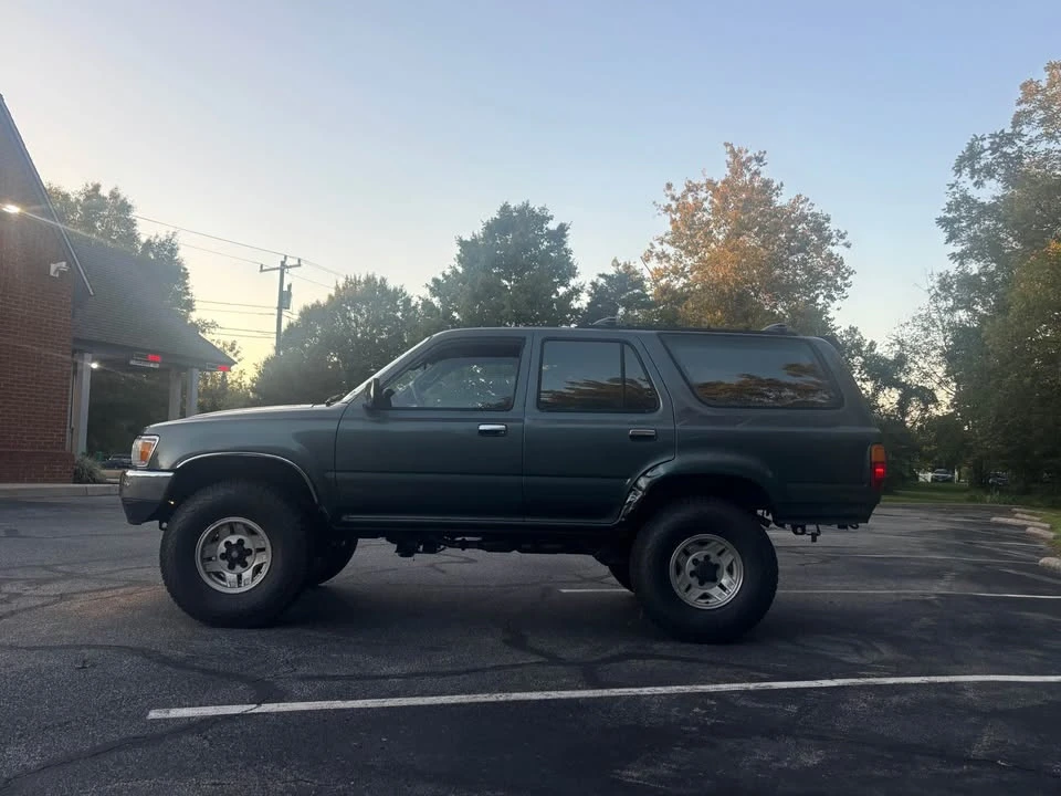 1993 Toyota 4Runner 2nd Gen - Image 4 of 9