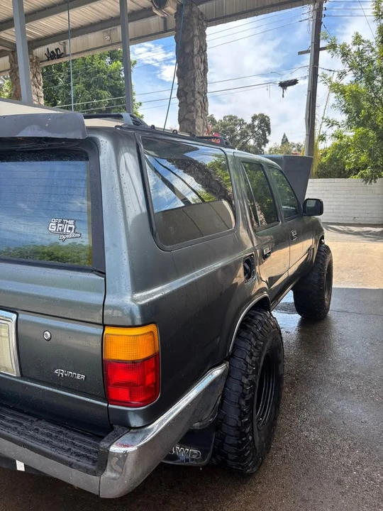 1993 Toyota 4Runner 2nd Gen - Image 2 of 6