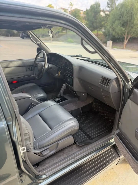 1993 Toyota 4Runner 2nd Gen - Image 13 of 17