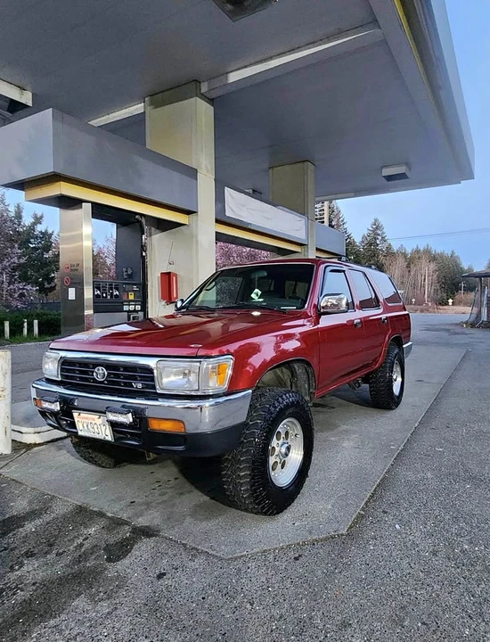 1993 Toyota 4Runner 2nd Gen - Image 2 of 11