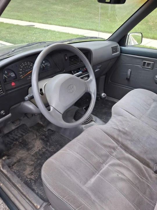 1993 Toyota 86 - Image 9 of 18