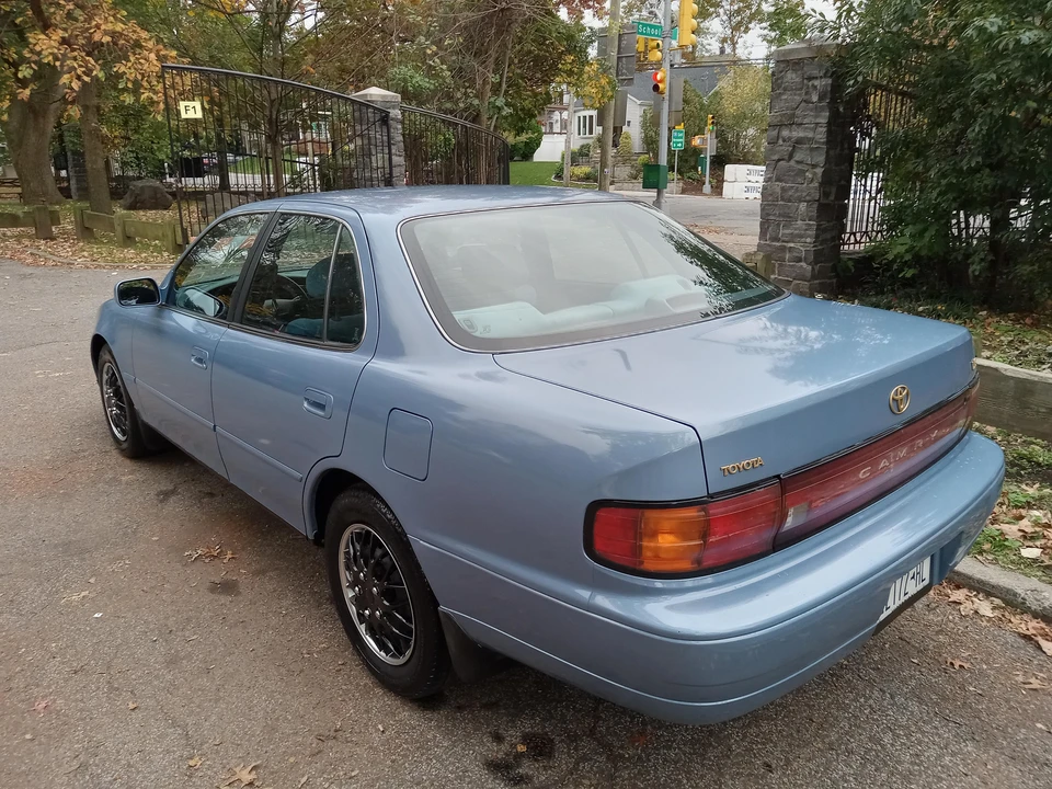 1993 Toyota Camry 3rd Gen - Image 11 of 31
