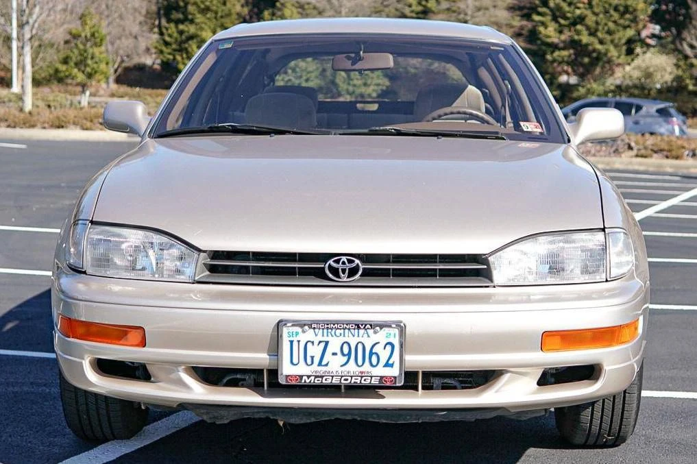 1993 Toyota Camry 3rd Gen - Image 2 of 31