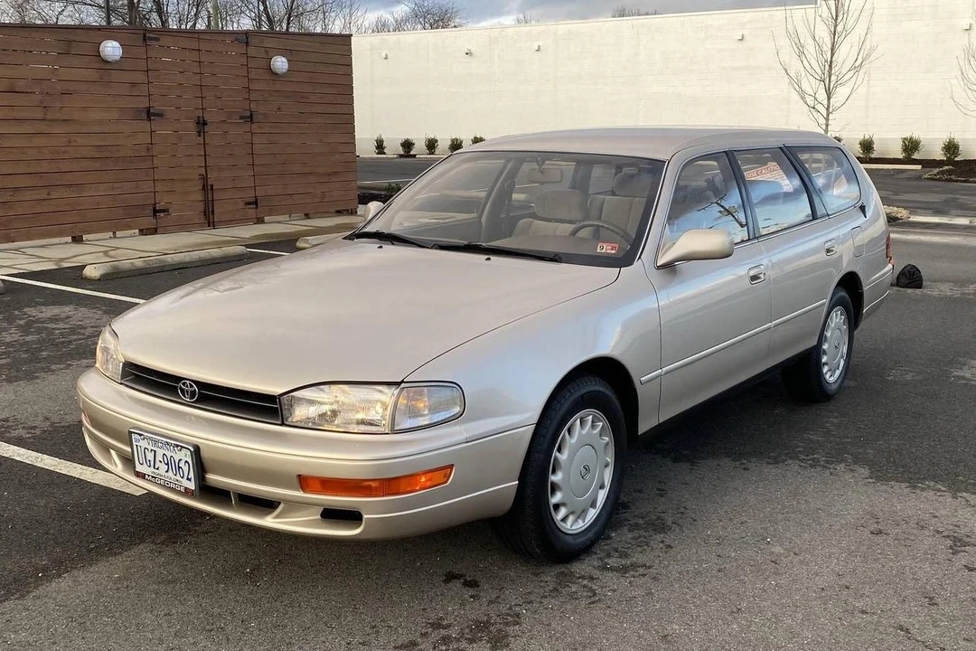 1993 Toyota Camry 3rd Gen - Image 3 of 31