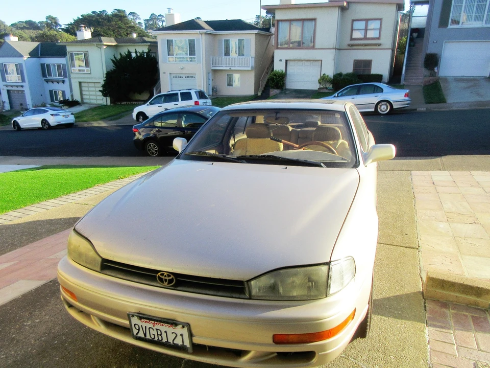 1993 Toyota Camry 3rd Gen - Image 2 of 15