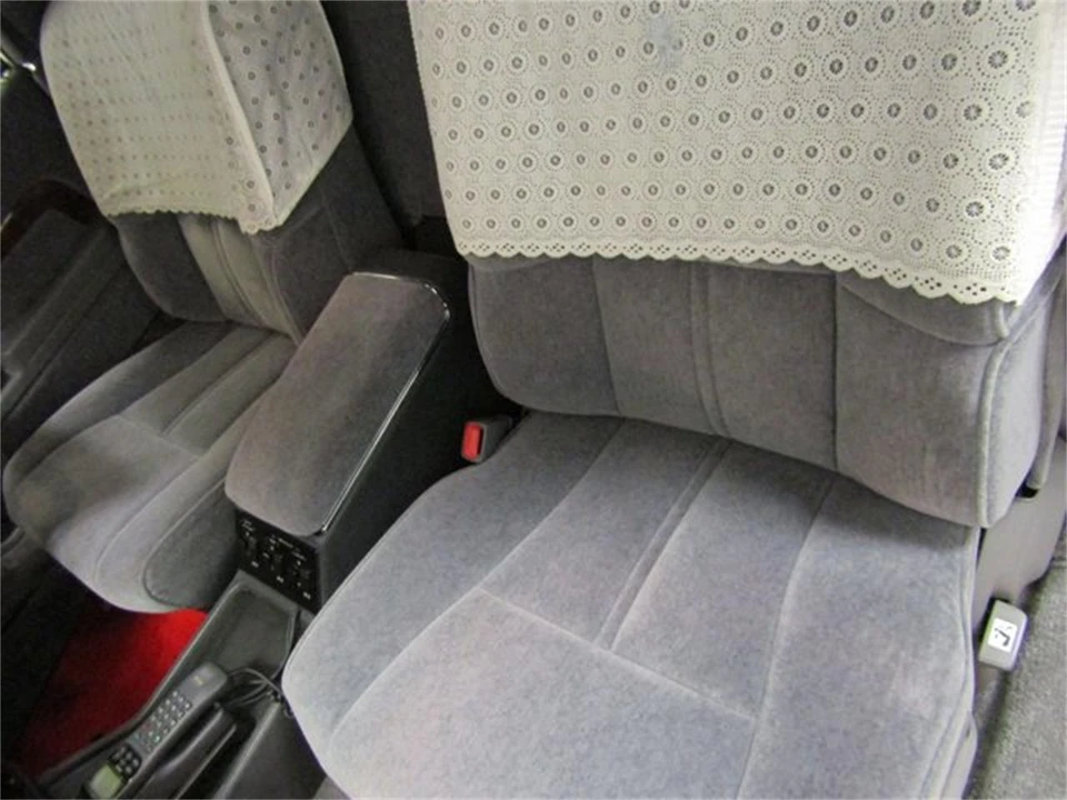 1993 Toyota Century 1st Gen - Image 14 of 31