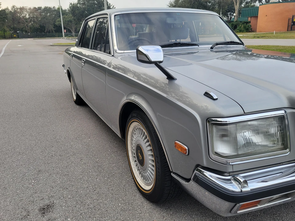 1993 Toyota Century 1st Gen - Image 18 of 31