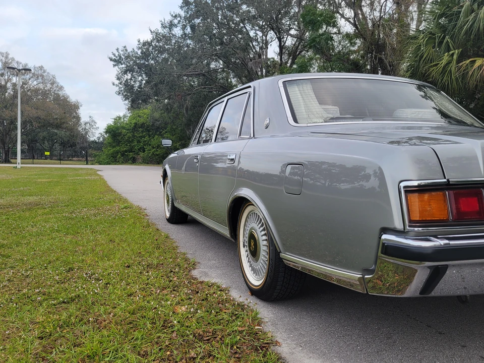 1993 Toyota Century 1st Gen - Image 28 of 31