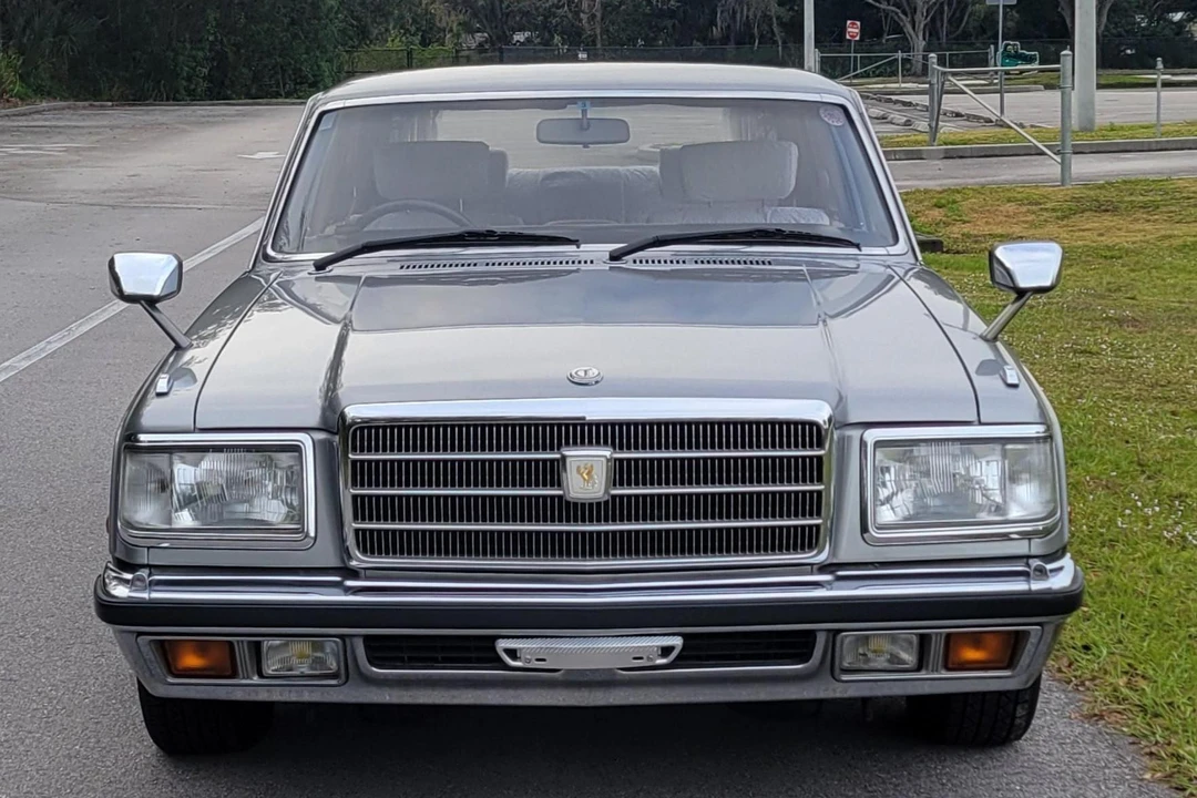 1993 Toyota Century 1st Gen - Image 2 of 31