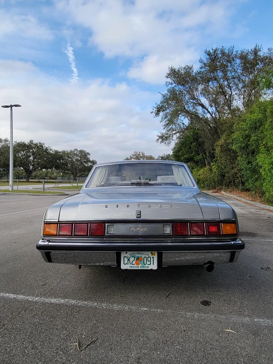 1993 Toyota Century 1st Gen - Image 12 of 31