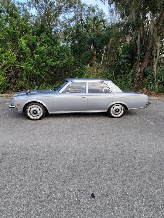 1993 Toyota Century 1st Gen - Image 9 of 31