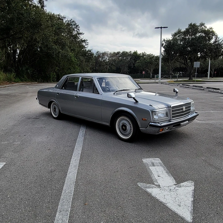 1993 Toyota Century 1st Gen - Image 16 of 31