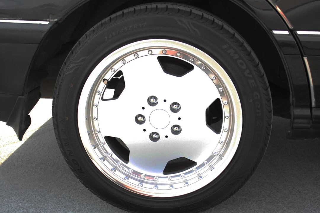 1993 Toyota Crown 9th Gen - Image 23 of 27