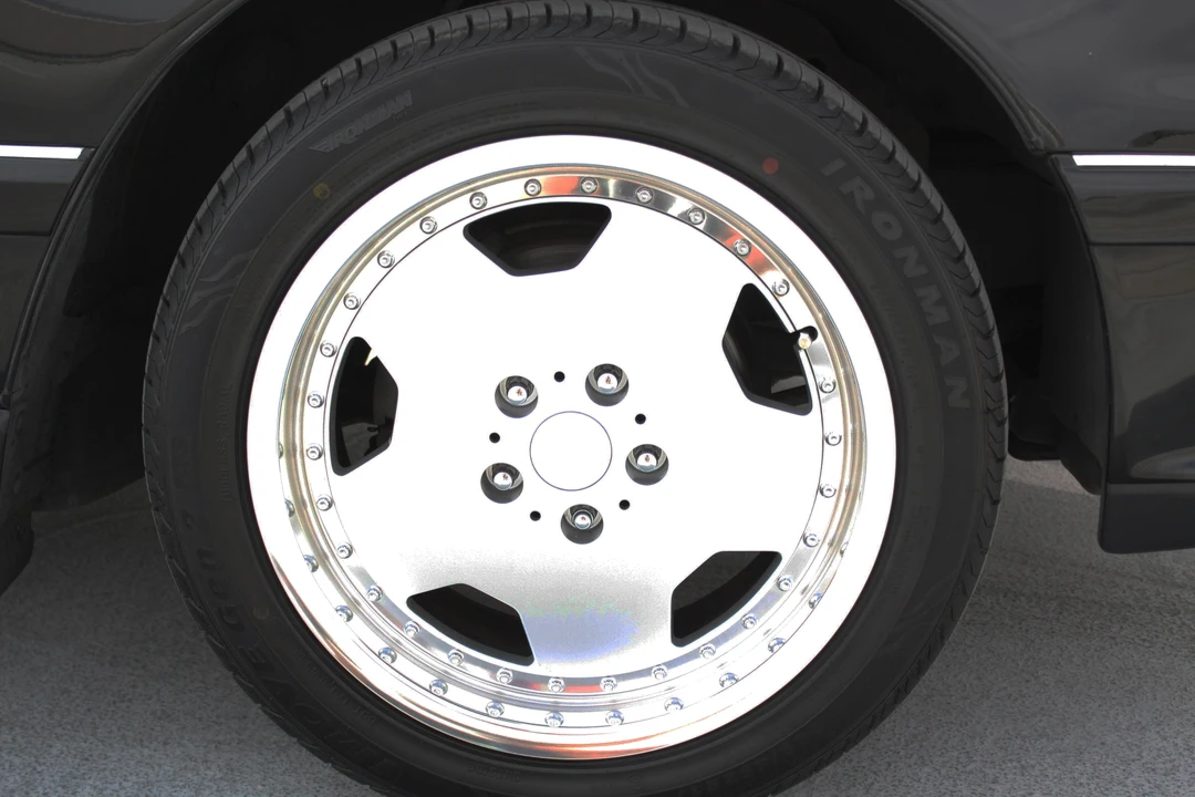 1993 Toyota Crown 9th Gen - Image 24 of 27