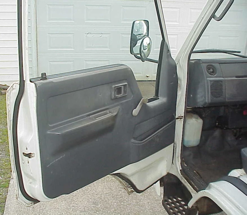 1993 Toyota U60-U90 & Y50-Y60 Dyna - Image 20 of 31