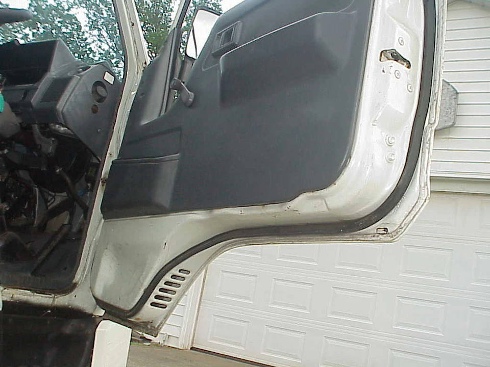 1993 Toyota U60-U90 & Y50-Y60 Dyna - Image 24 of 31