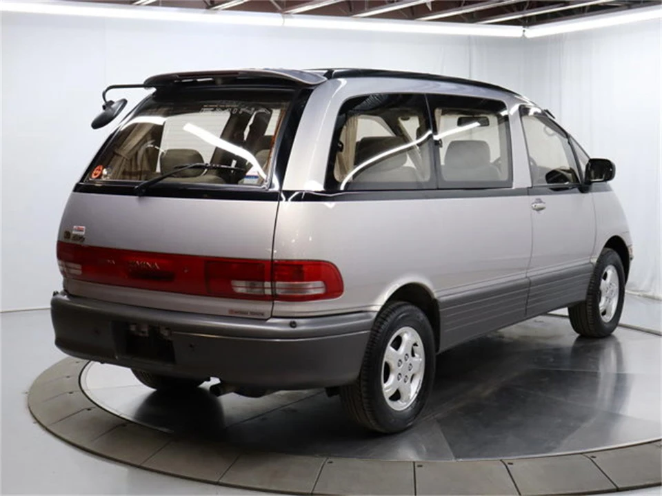 1993 Toyota Previa/Estima 1st Gen - Image 7 of 31