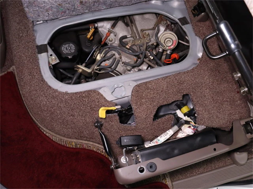 1993 Toyota Previa/Estima 1st Gen - Image 28 of 31