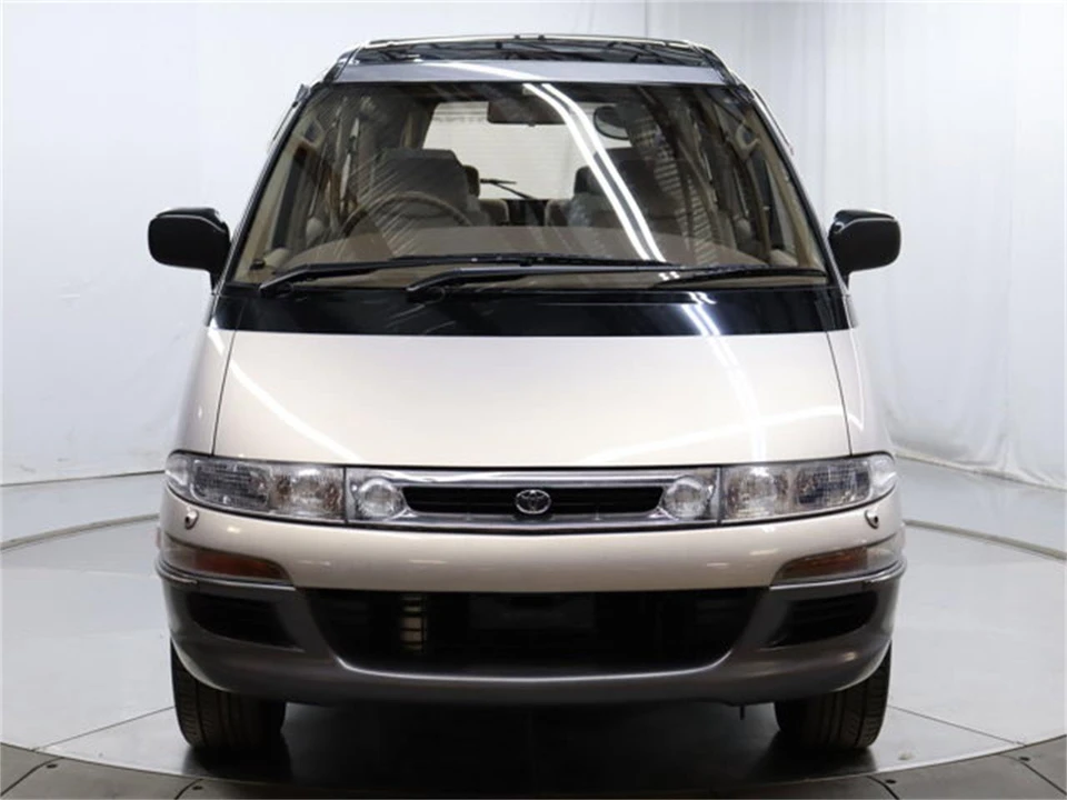 1993 Toyota Previa/Estima 1st Gen - Image 3 of 31