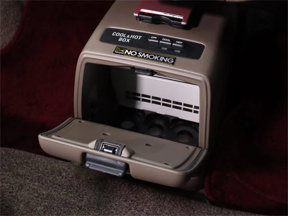 1993 Toyota Previa/Estima 1st Gen - Image 16 of 31