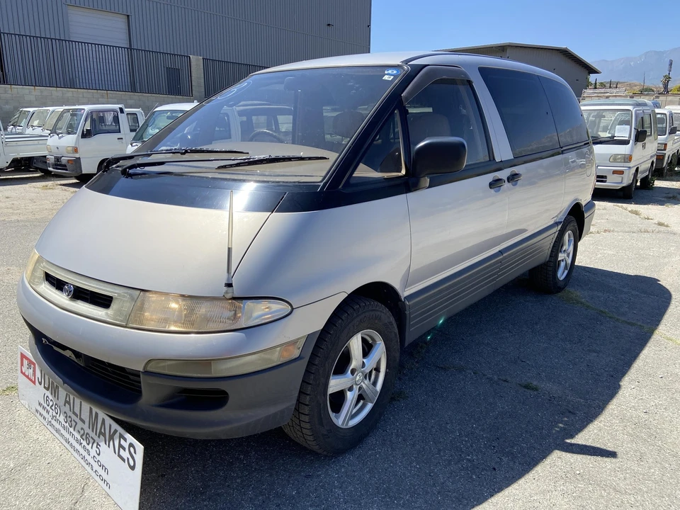 1993 Toyota Previa/Estima 1st Gen - Image 4 of 31