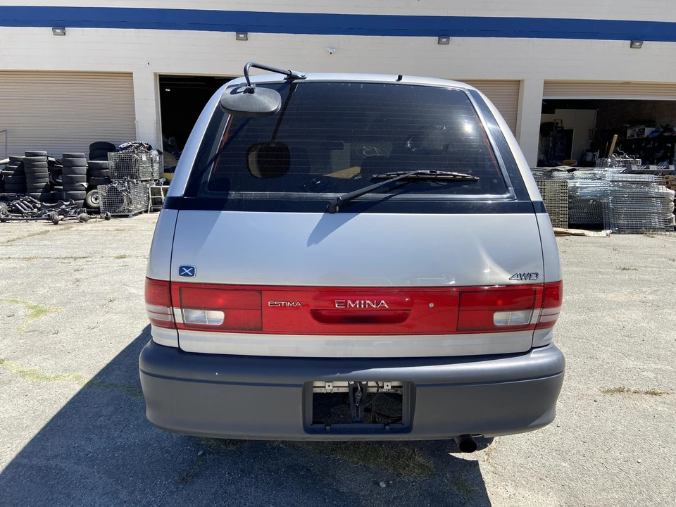 1993 Toyota Previa/Estima 1st Gen - Image 14 of 31