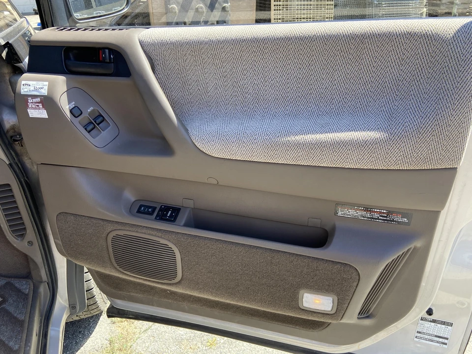 1993 Toyota Previa/Estima 1st Gen - Image 18 of 31