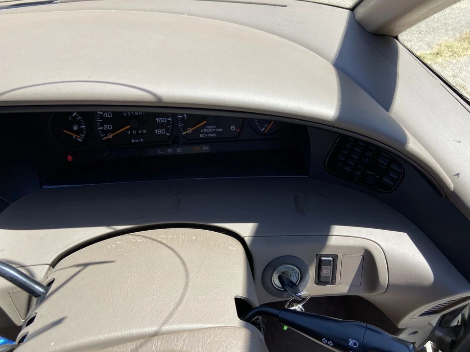 1993 Toyota Previa/Estima 1st Gen - Image 24 of 31