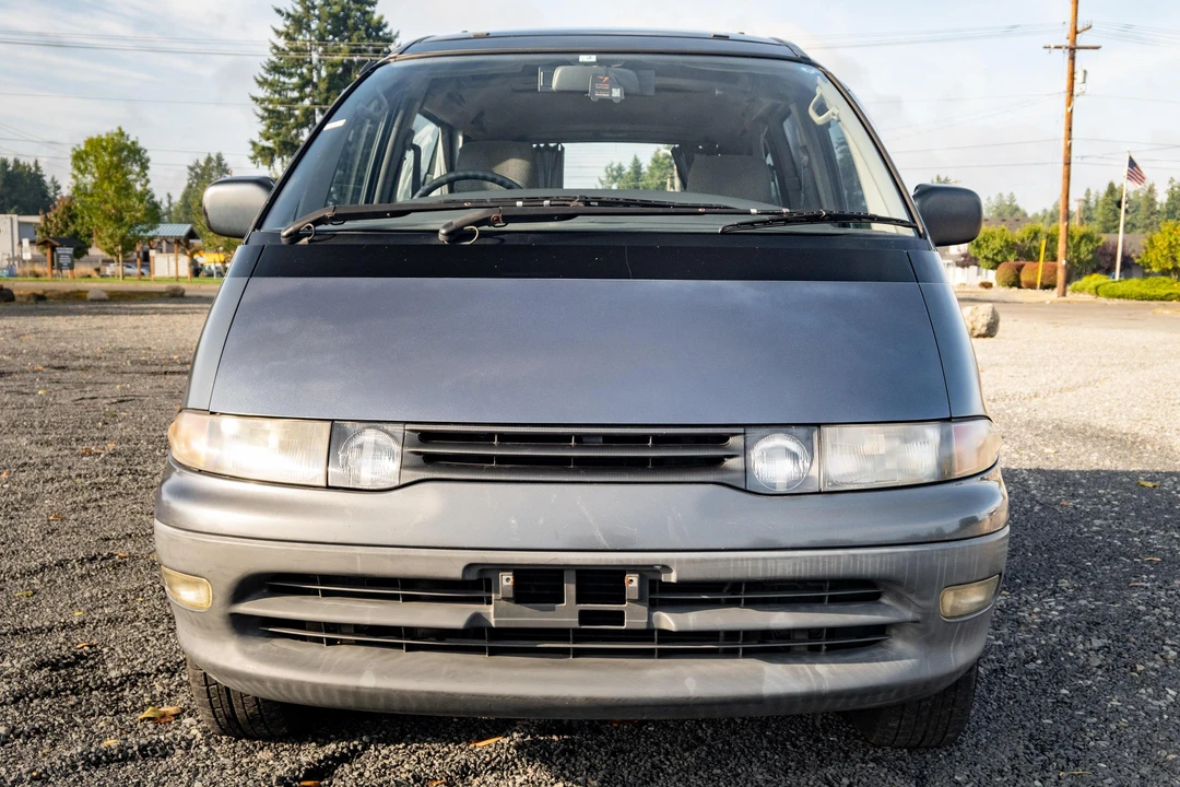 1993 Toyota Previa/Estima 1st Gen - Image 2 of 31