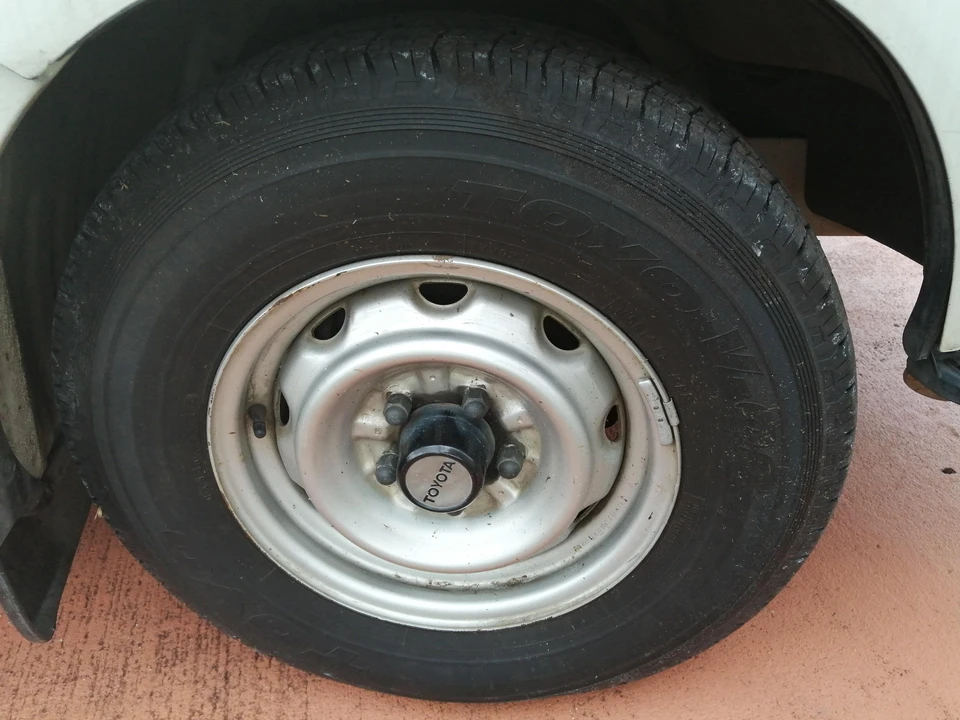 1993 Toyota HiAce 4th Gen - Image 20 of 31