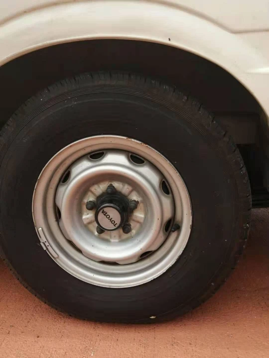 1993 Toyota HiAce 4th Gen - Image 21 of 31