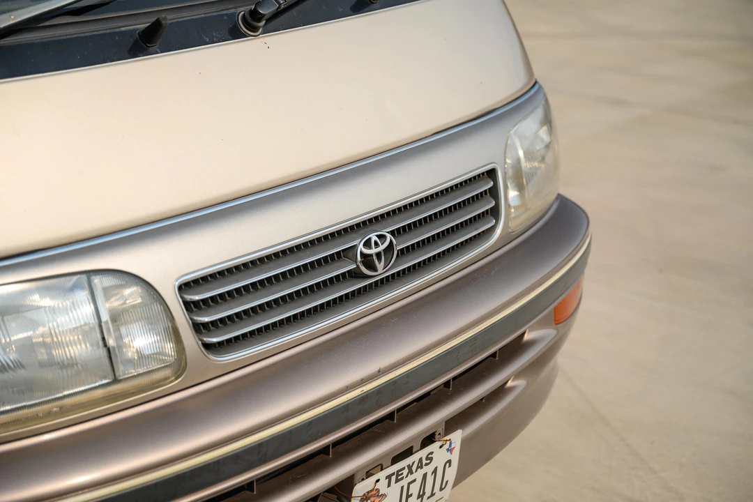 1993 Toyota HiAce 4th Gen - Image 21 of 31