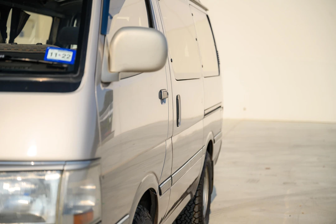 1993 Toyota HiAce 4th Gen - Image 23 of 31