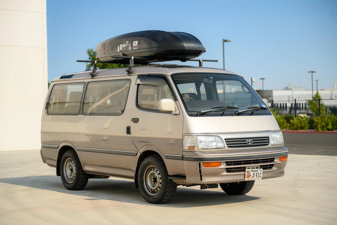 1993 Toyota HiAce 4th Gen - Image 20 of 31