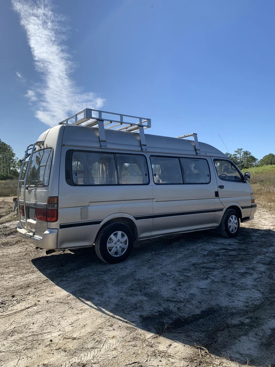 1993 Toyota HiAce 4th Gen - Image 18 of 31