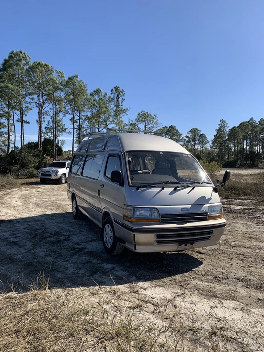 1993 Toyota HiAce 4th Gen - Image 19 of 31