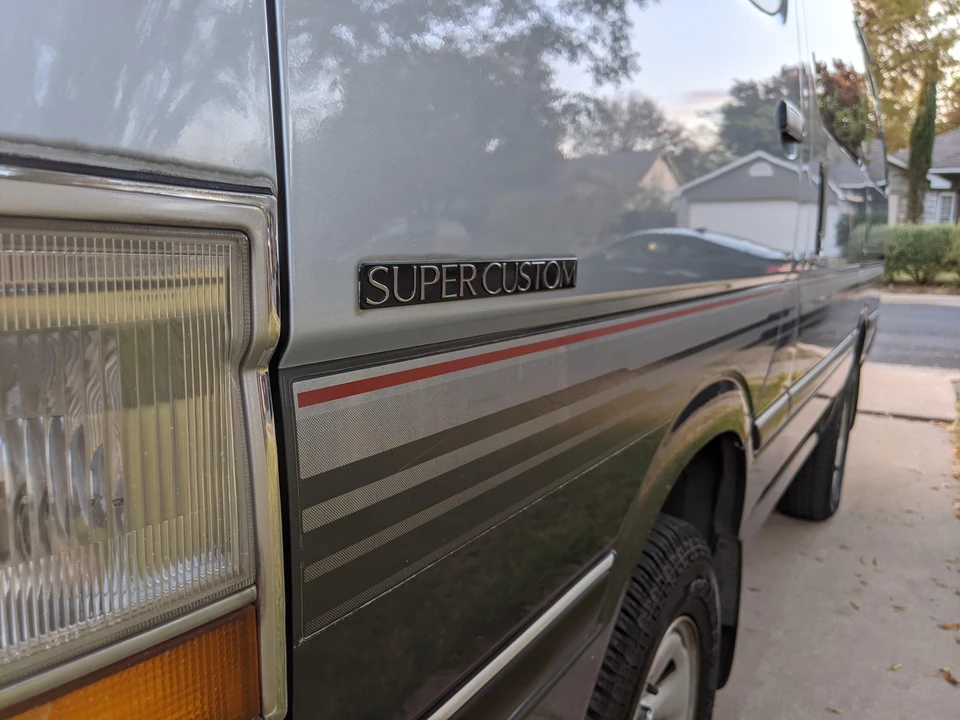 1993 Toyota HiAce 4th Gen - Image 18 of 31