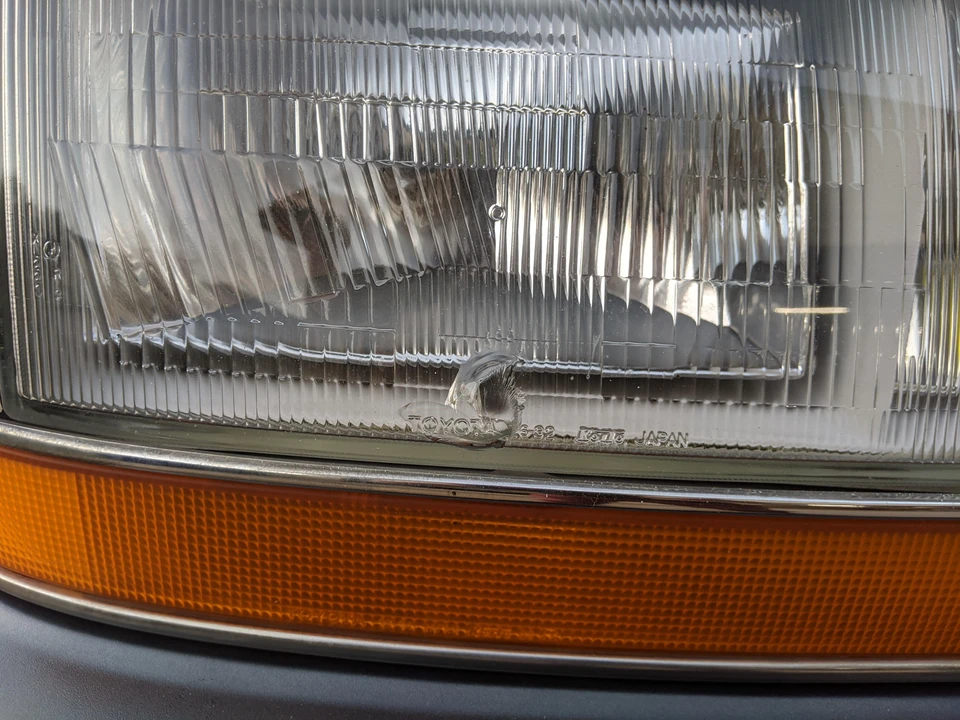 1993 Toyota HiAce 4th Gen - Image 14 of 31