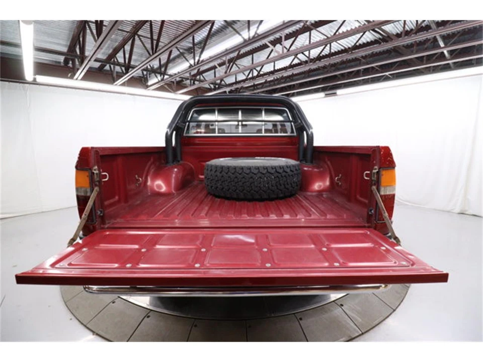 1993 Toyota Hilux 5th Gen - Image 29 of 31