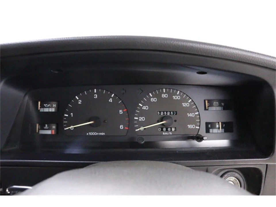 1993 Toyota Hilux 5th Gen - Image 11 of 31